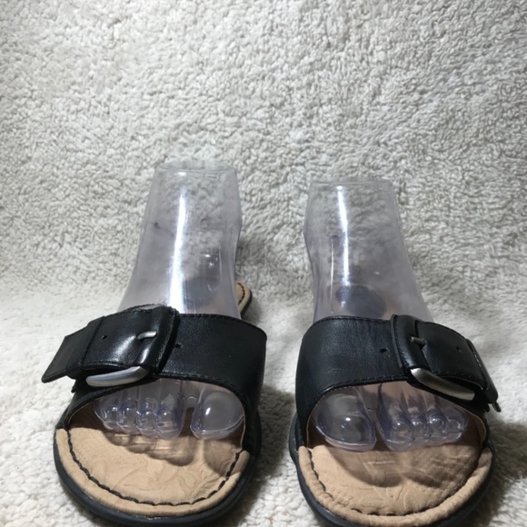b.o.c. Black Leather Slide-on Sandals Size 7 - Picture 9 of 12